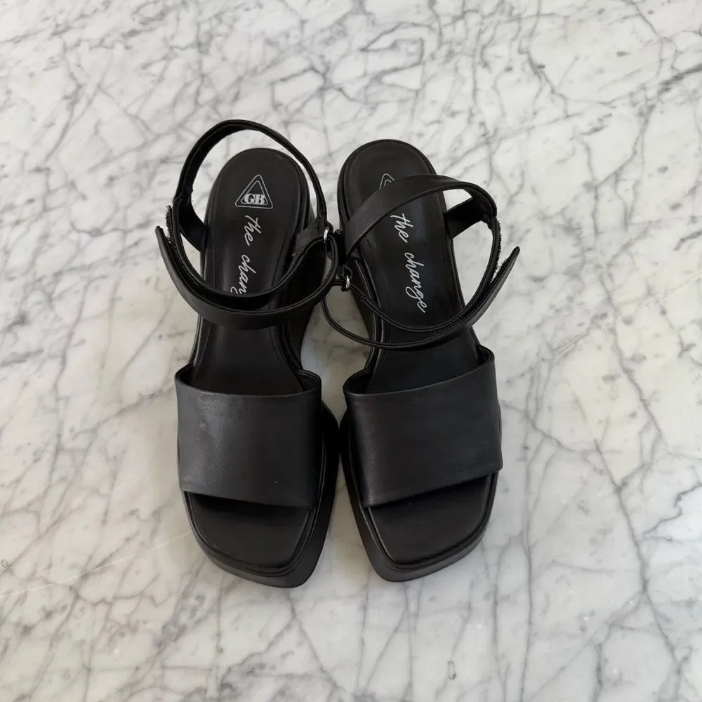 Gianni Bini Black Platform Shoes with Chunky Sole Sz 10